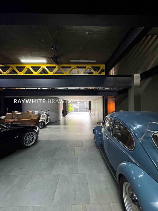 Rumah Modern Lokasi Strategis Area Bangka Kemang 