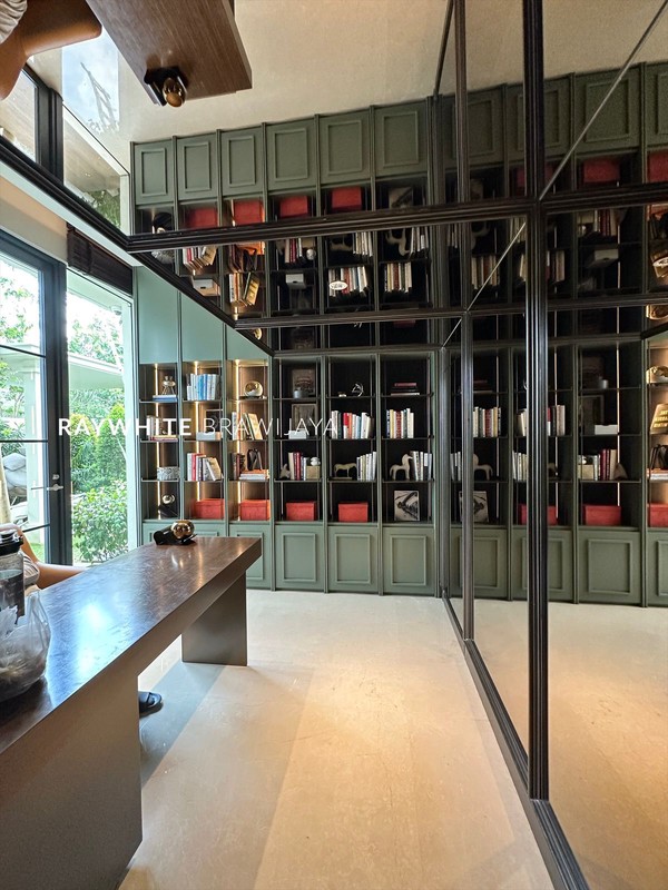 Rumah Baru Exclusive Di Bsd Serpong Tresor Exquisite Majesty