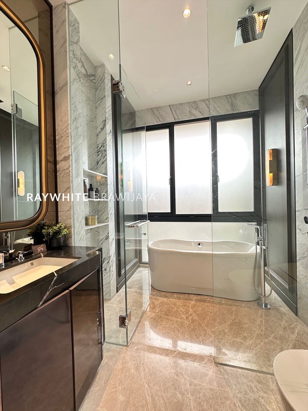 Rumah Baru Exclusive Di Bsd Serpong Tresor Exquisite Majesty