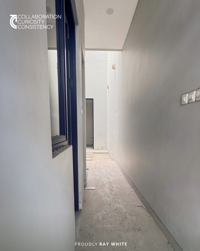 Jual Rumah Wiyung Surabaya Dian Istana Rumah Baru Minimalis Dekat Pakuwon & Citraland Lokasi Strategis Surabaya Barat Dekat Akses Pendidikan & Belanja