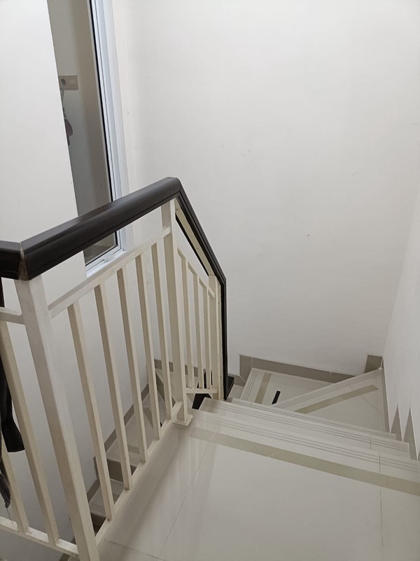 Rumah Modern di Latigo Village Gading Serpong - Hunian Nyaman di Lokasi Strategis