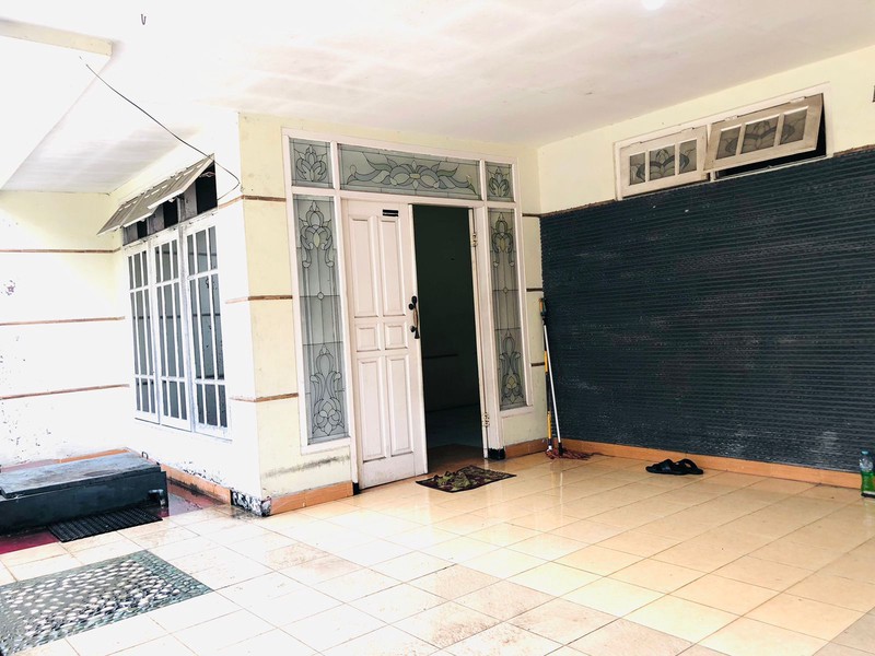Dijual Rumah 2 lantai di Gunung Sari Indah Surabaya