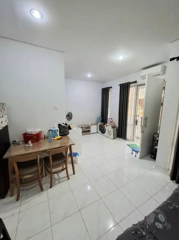 Rumah Cantik Siap Huni di Malibu Village Gading Serpong