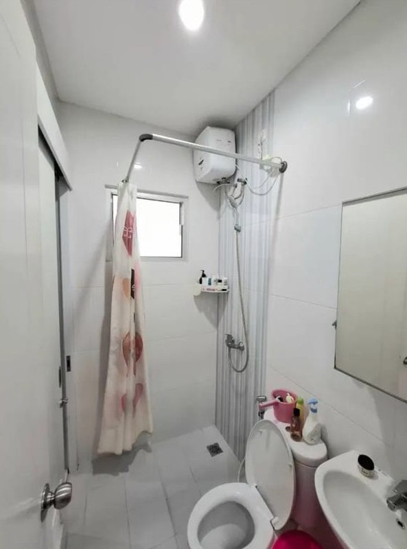 Rumah Cantik Siap Huni di Malibu Village Gading Serpong