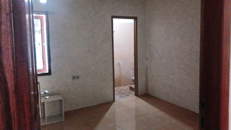 Rumah Siap Huni dengan Hunian Nyaman dan Asri di Beji, Depok