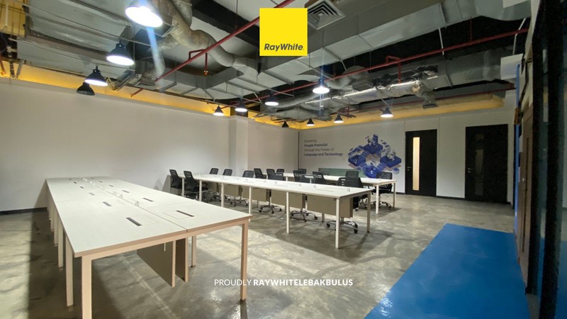 Disewakan Office Space Full Furnished Kemang Raya, Jakarta Selatan!