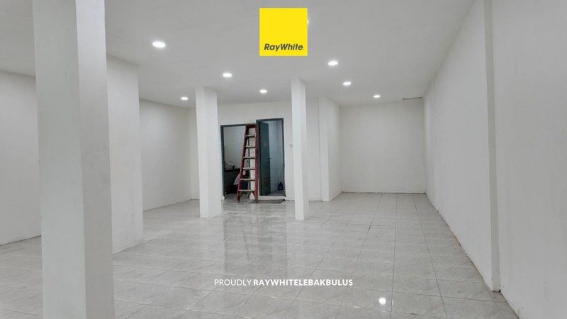 Disewakan Ruko Siap Pakai 2 Lantai di Melawai Raya, Blok M - Lokasi Strategis Jakarta Selatan