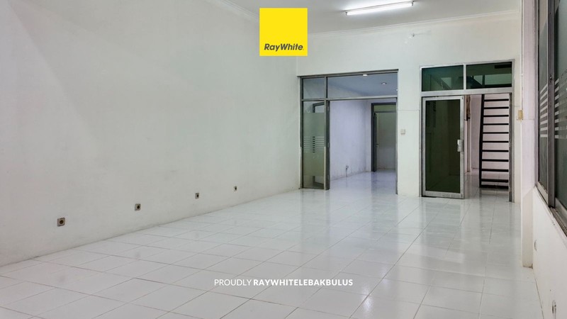 Disewakan Ruko Siap Pakai 2 Lantai di Melawai Raya, Blok M - Lokasi Strategis Jakarta Selatan