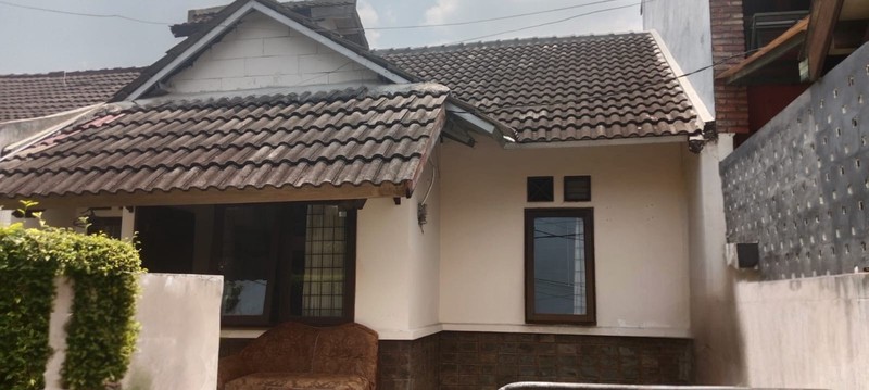 DIJUAL RUMAH  Lokasi STRATEGIS  di PANCORAN MAS - Depok