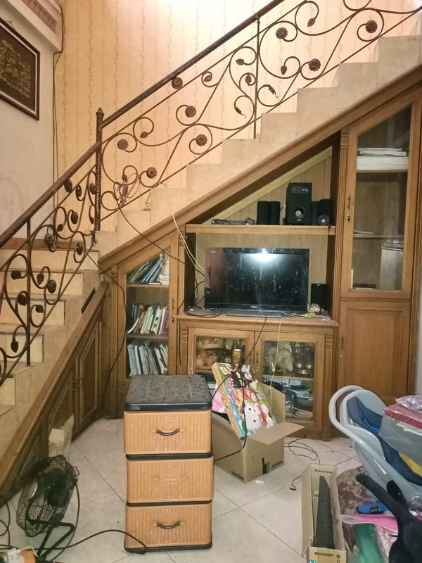 Dijual Rumah Mewah Style Classic di Karah TAMA ASRI Surabaya