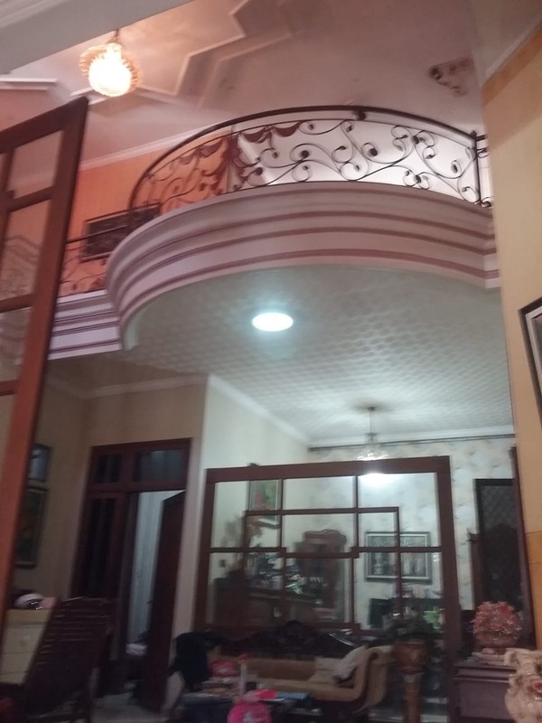 Dijual Rumah Mewah Style Classic di Karah TAMA ASRI Surabaya