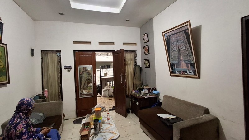 Rumah 2 Lantai Depok Maharaja
