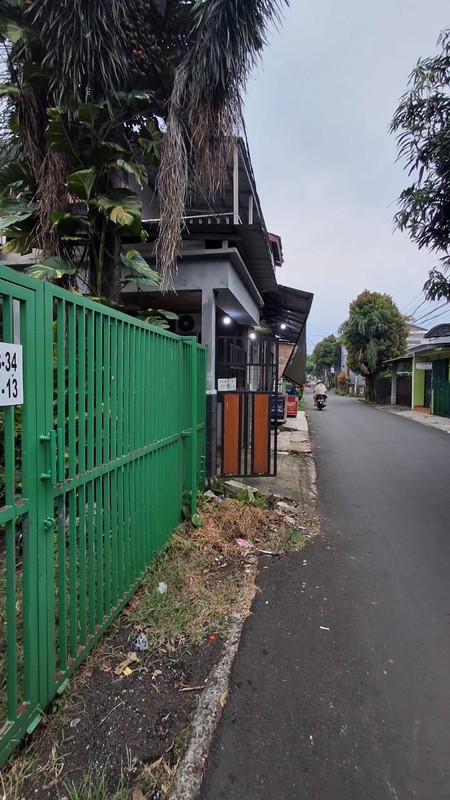 Rumah 2 Lantai Depok Maharaja