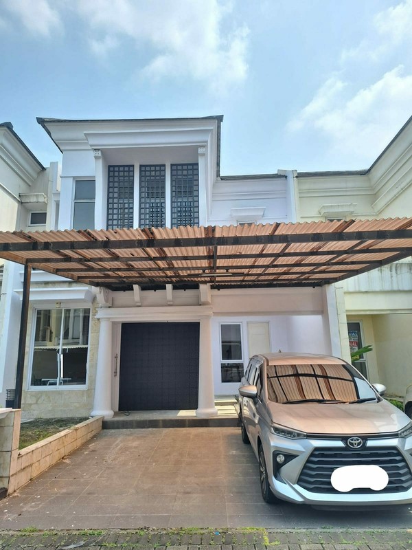 Rumah di Jalan Raya Utama  BSD Greenwich Park