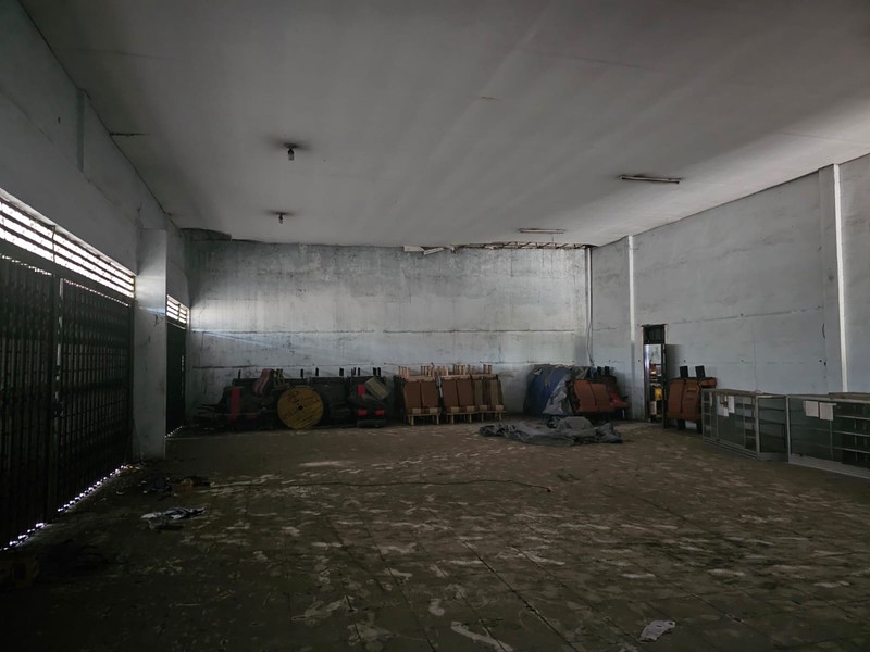 Dijual Ex Workshop dan Ruko Lokasi strategis Taman Sidoarjo dekat pintu tol Waru 