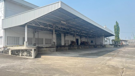 Hot Property Gudang Sewa  Siap Pakai Fasilitas Loading Dock di Margomulyo Surabaya