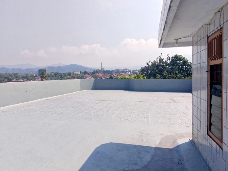 Dijual Rumah Mewah Pinggir Jalan Protokol di Tanjung Karang Pusat