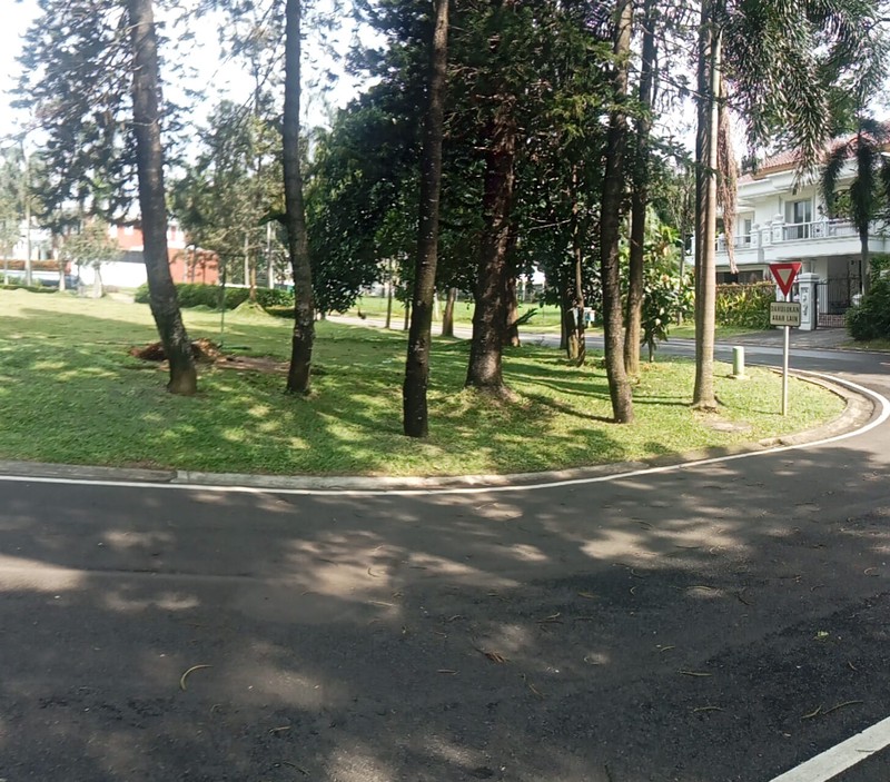 Kavling Siap Bangun Di Jl Taman Golf Karawaci Tangerang