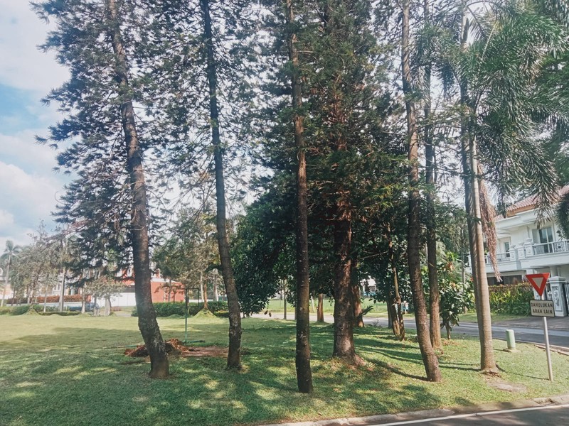 Kavling Siap Bangun Di Jl Taman Golf Karawaci Tangerang