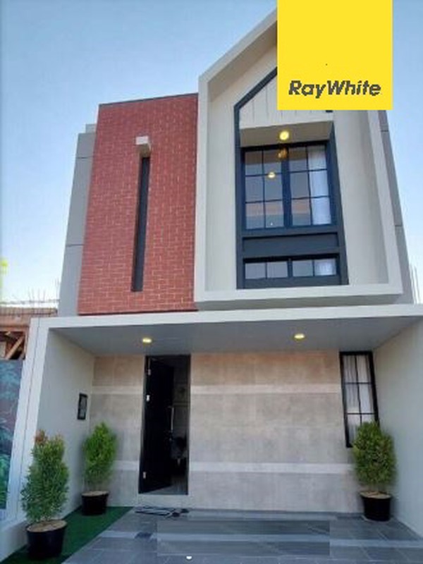 Rumah 2 Lantai Dijual Pantai Mentari Surabaya