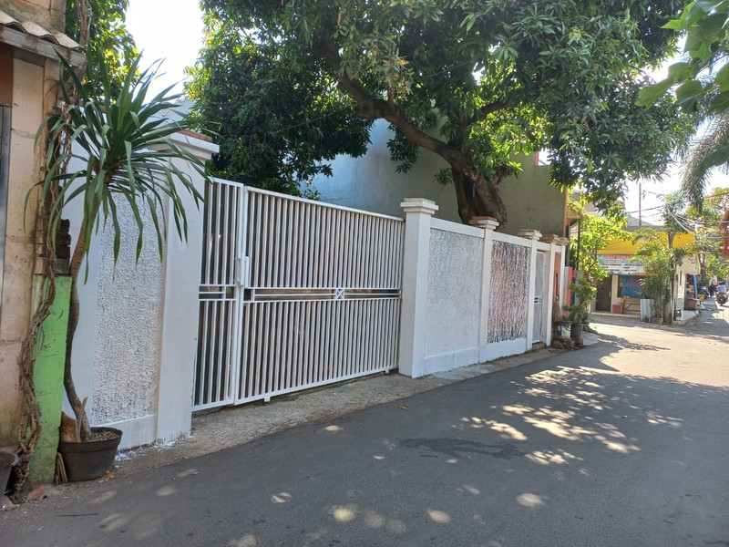 Rumah Bagus Di Jl Bambu Susukan Kreo Tangerang