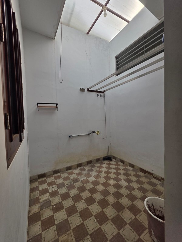 Rumah Bagus Siap Huni 3 Lantai di Giant Residence, Jl Cendrawasih, Kebayoran Lama, Jakarta Selatan