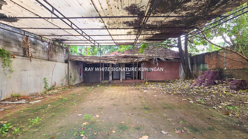 Dijual Rumah Lama Hitung Tanah Harga Dibawah NJOP
