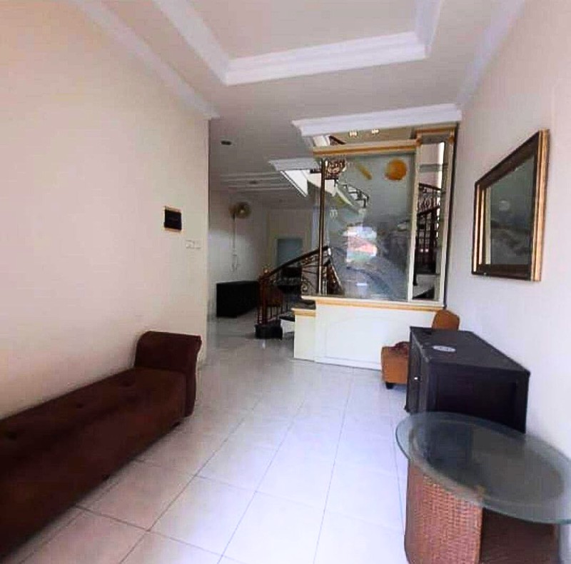 Investasi Rumah di Tenggilis Utara, Surabaya - 2 Lantai, Bebas Banjir, Akses Super Cepat