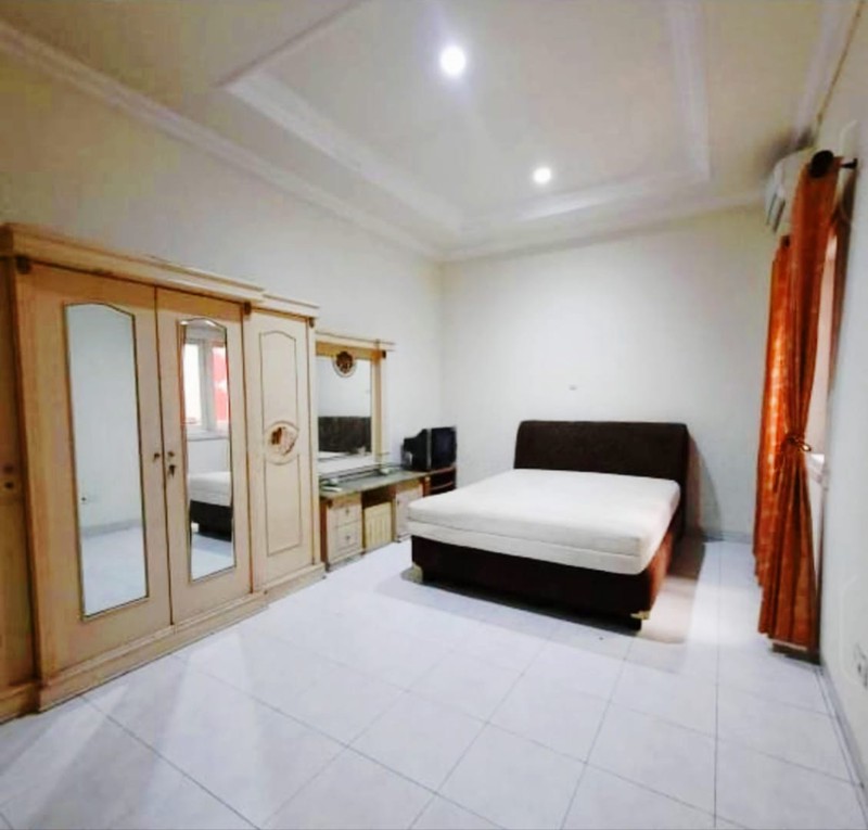 Rumah Premium 2 Lantai di Tenggilis Utara, Surabaya - untuk Keluarga atau Investasi Sewa