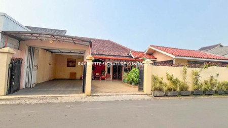 Dijual Rumah Lama Sudah direnovasi dan Terawat 