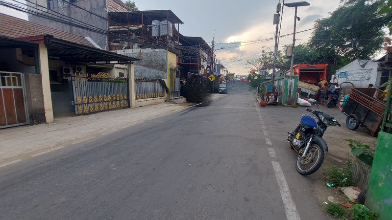 Rumah Hook Luas Cocok untuk Cluster atau Kost Daerah Pisangan Baru Jakarta Timur