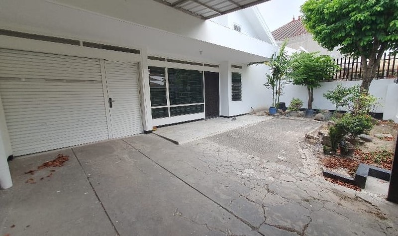 Disewakan Rumah Siap Huni di Darmo Permai Selatan Surabaya