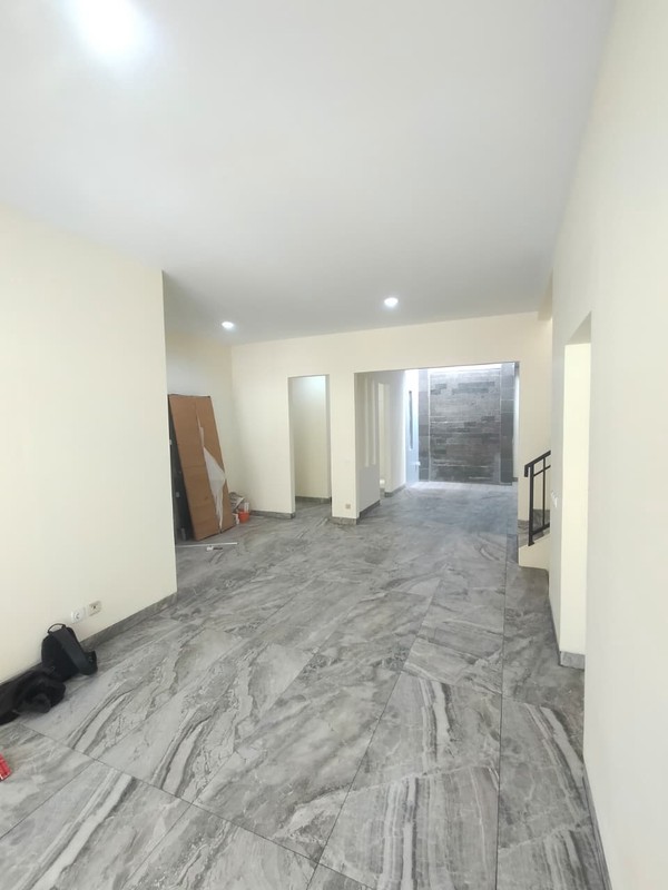 Rumah Brand New renovasi rapih di De Latinos BSD