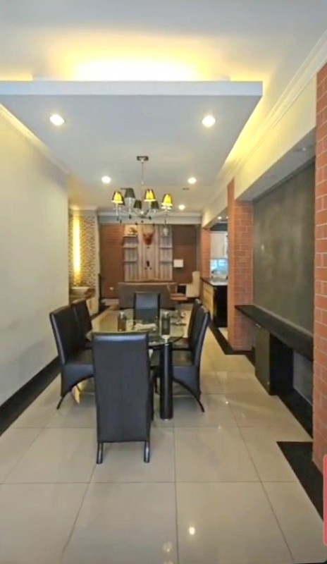 Djual: Rumah hangat mengundang, rapih dan siap huni, di lokasi favorit Gading Kirana Timur, Kelapa Gading