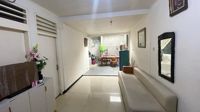 Dijual Rumah Asri & Nyaman di Bintaro Sektor 2 - Tangerang Selatan