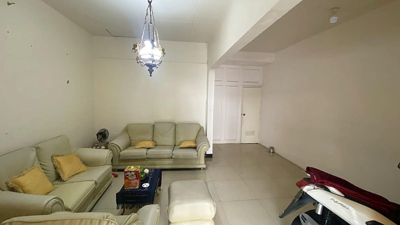 Dijual Rumah Asri & Nyaman di Bintaro Sektor 2 - Tangerang Selatan