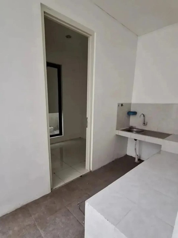 Rumah Northwest Lake Termurah Citraland Sby Barat
