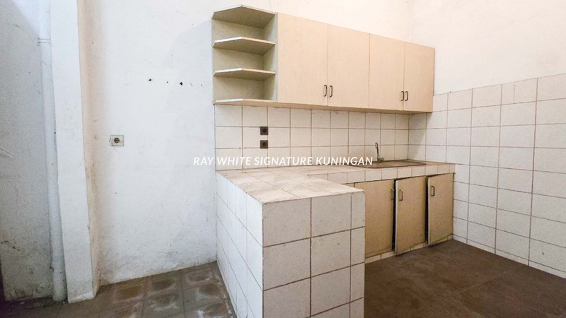 Rumah Lama Hitung Tanah di Jalan Tegal, Menteng Lokasi Tenang