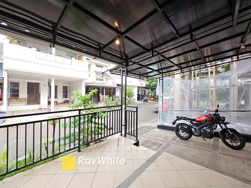 Rumah di Legenda Wisata Cibubur, Bogor, Cluster Van Gogh, cocok buat pasangan muda