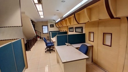 Judul Iklan RuKo Strategis DiJual dan diSewakan strategis  terletak di jalan utama Pd Indah 