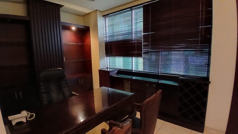 Judul Iklan RuKo Strategis DiJual dan diSewakan strategis  terletak di jalan utama Pd Indah 