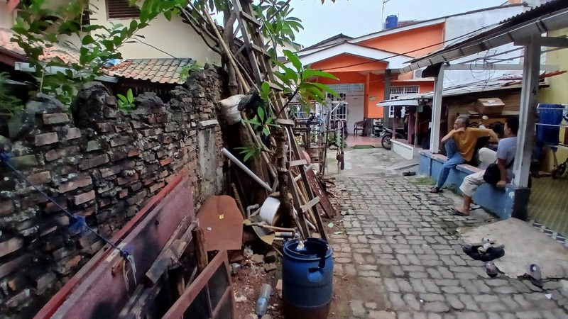 Rumah di Ragunan cocok utk kos2an , strategis, dekat kemana2