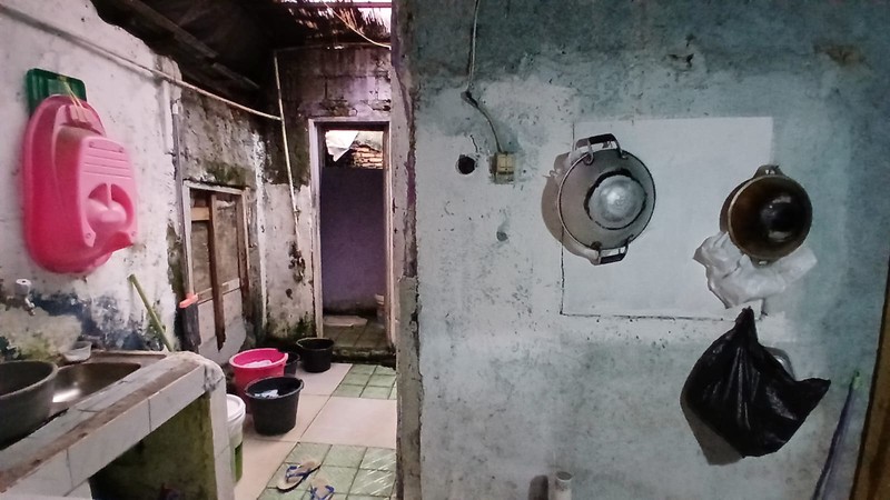 Rumah strategis dijual dekat ragunan cocok untuk kos2 an