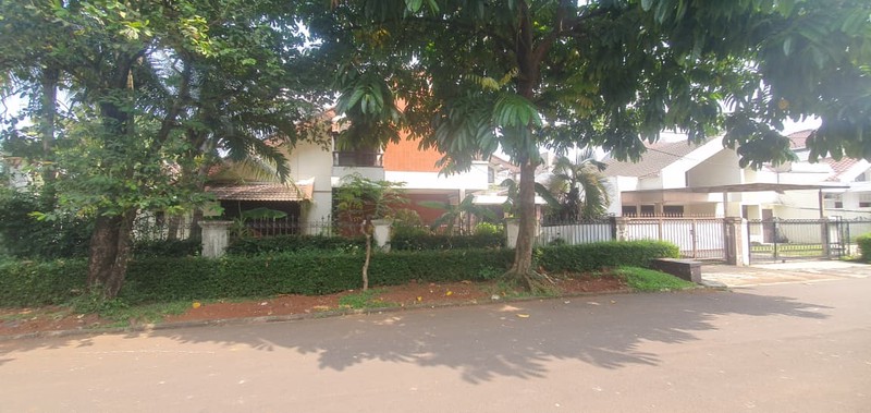 Rumah Hitung Tanah Area Cipete