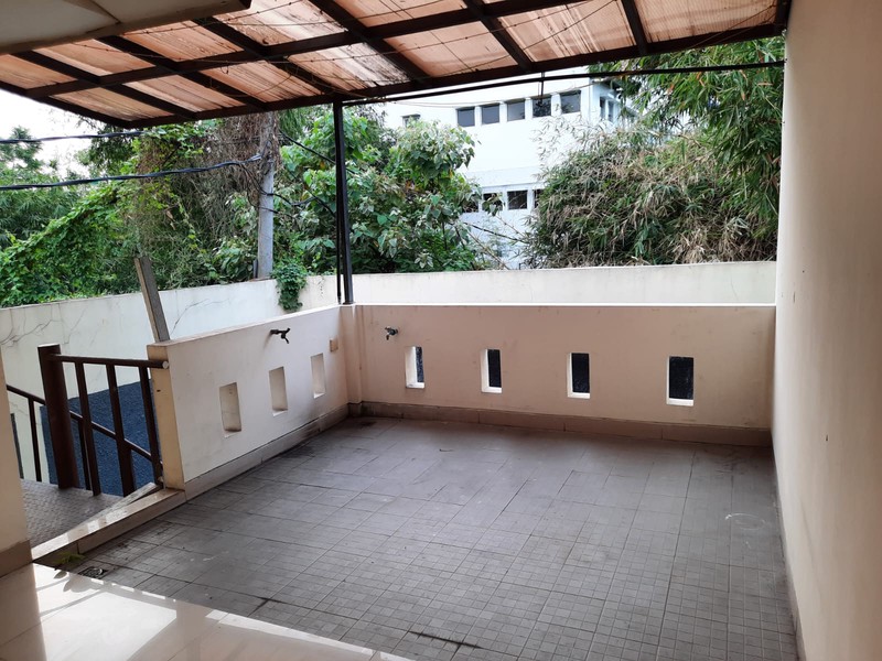 Rumah 2 Lantai di Cluster Gardenia Jababeka