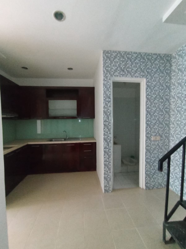 Disewakan murah Rumah di Taman New Britania JL. Manchester Lippo Karawaci Tangerang