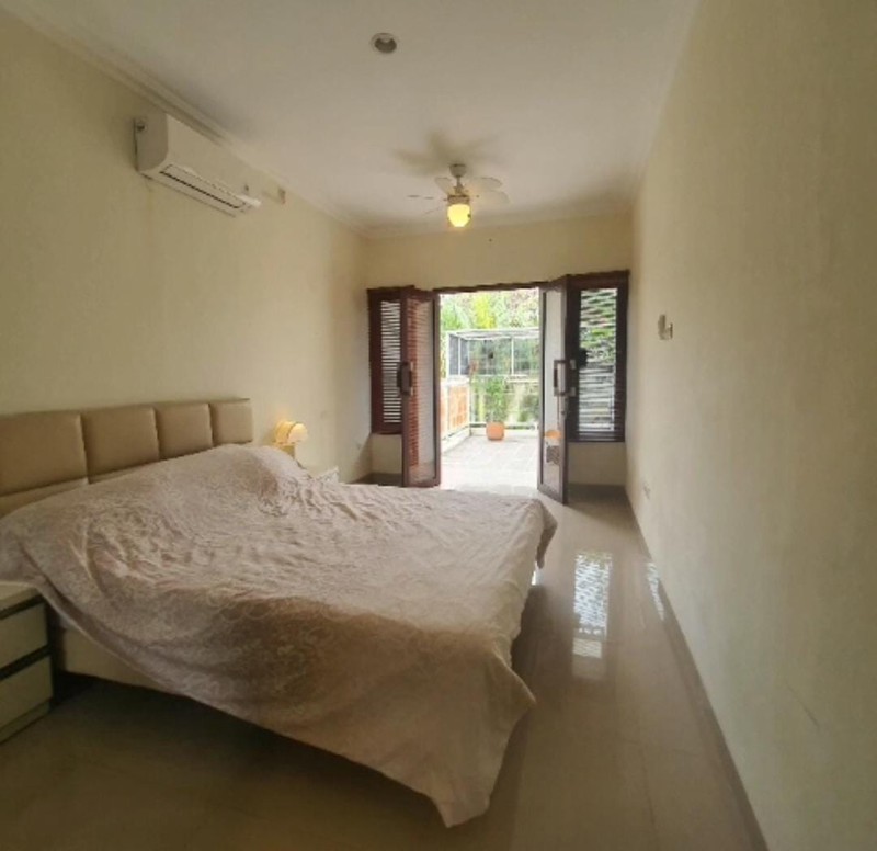 Rumah Bagus Cantik Siap Huni dengan Hunian Nyaman dan Asri @Cinere, Depok