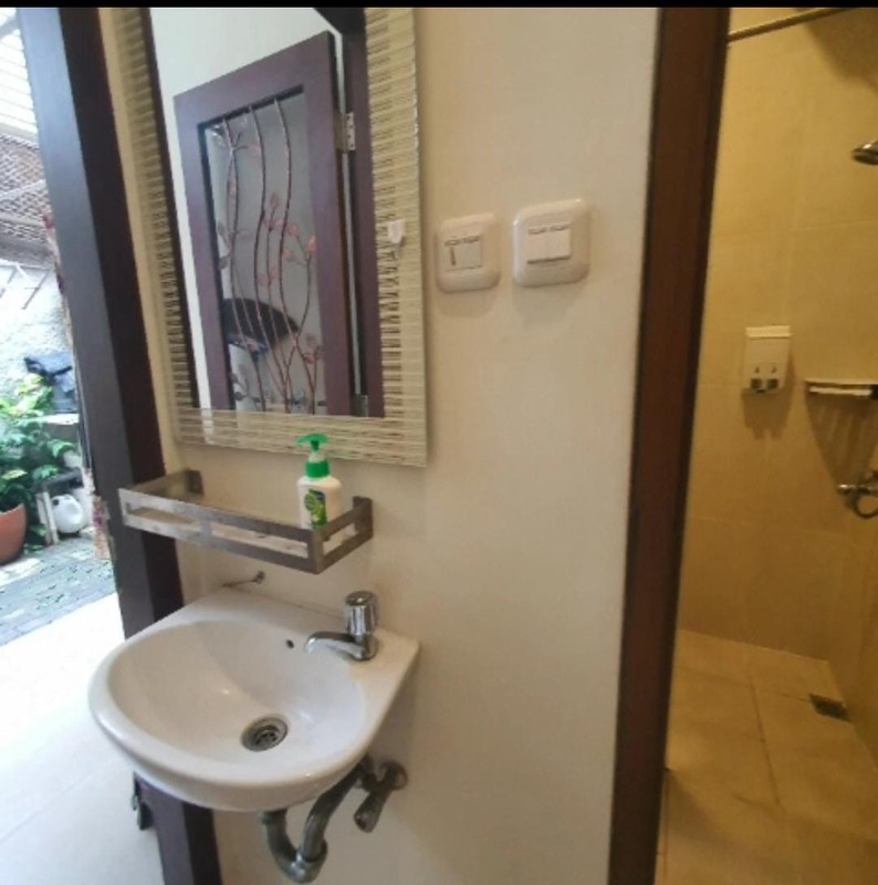 Rumah Bagus Cantik Siap Huni dengan Hunian Nyaman dan Asri @Cinere, Depok