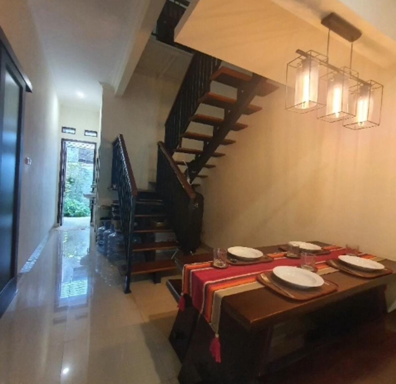 Rumah Bagus Cantik Siap Huni dengan Hunian Nyaman dan Asri @Cinere, Depok