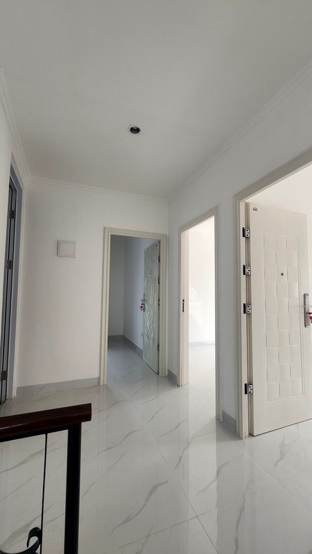 RUMAH MEWAH 2 LANTAI DI KOTA WISATA CIBUBUR